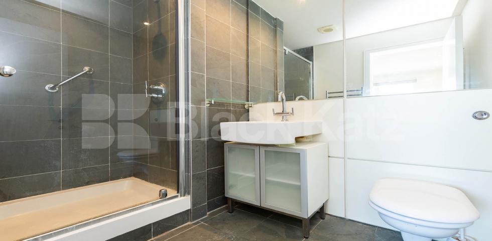 			Fantastic New Instruction Two Bed Apartment !, 2 Bedroom, 2 bath, 1 reception Apartment			 Crouch End Hill, Crouch End